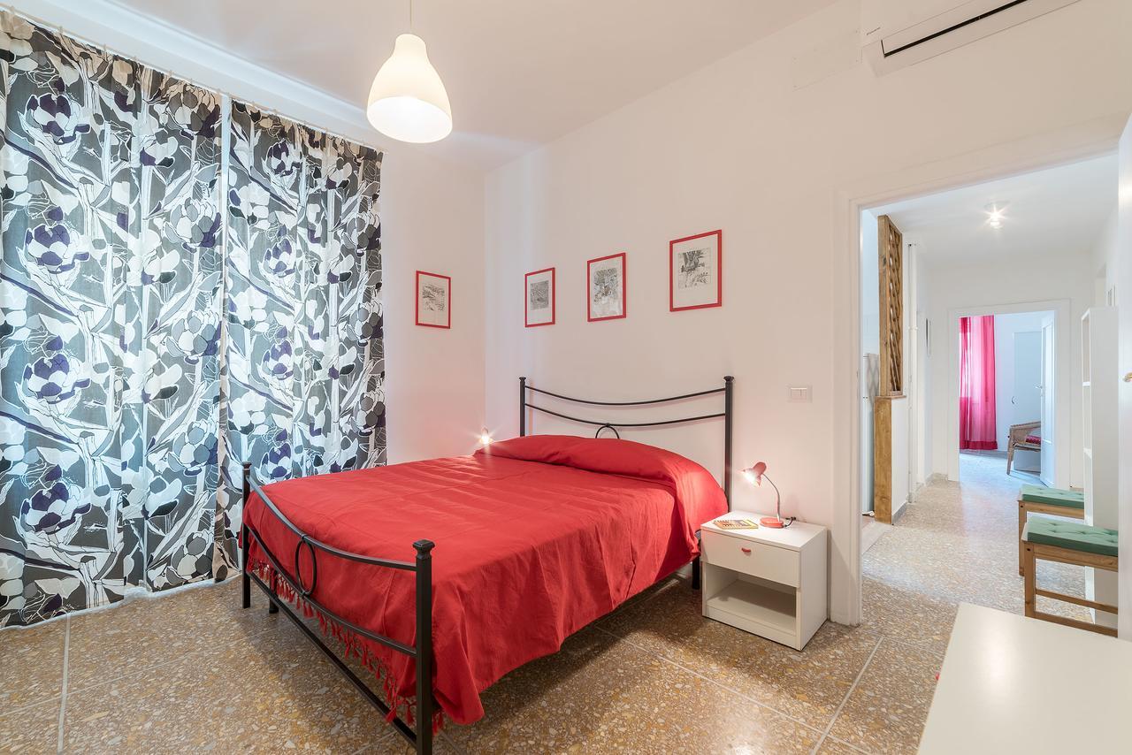 Red & White Vatican Apartment Roma Exterior foto